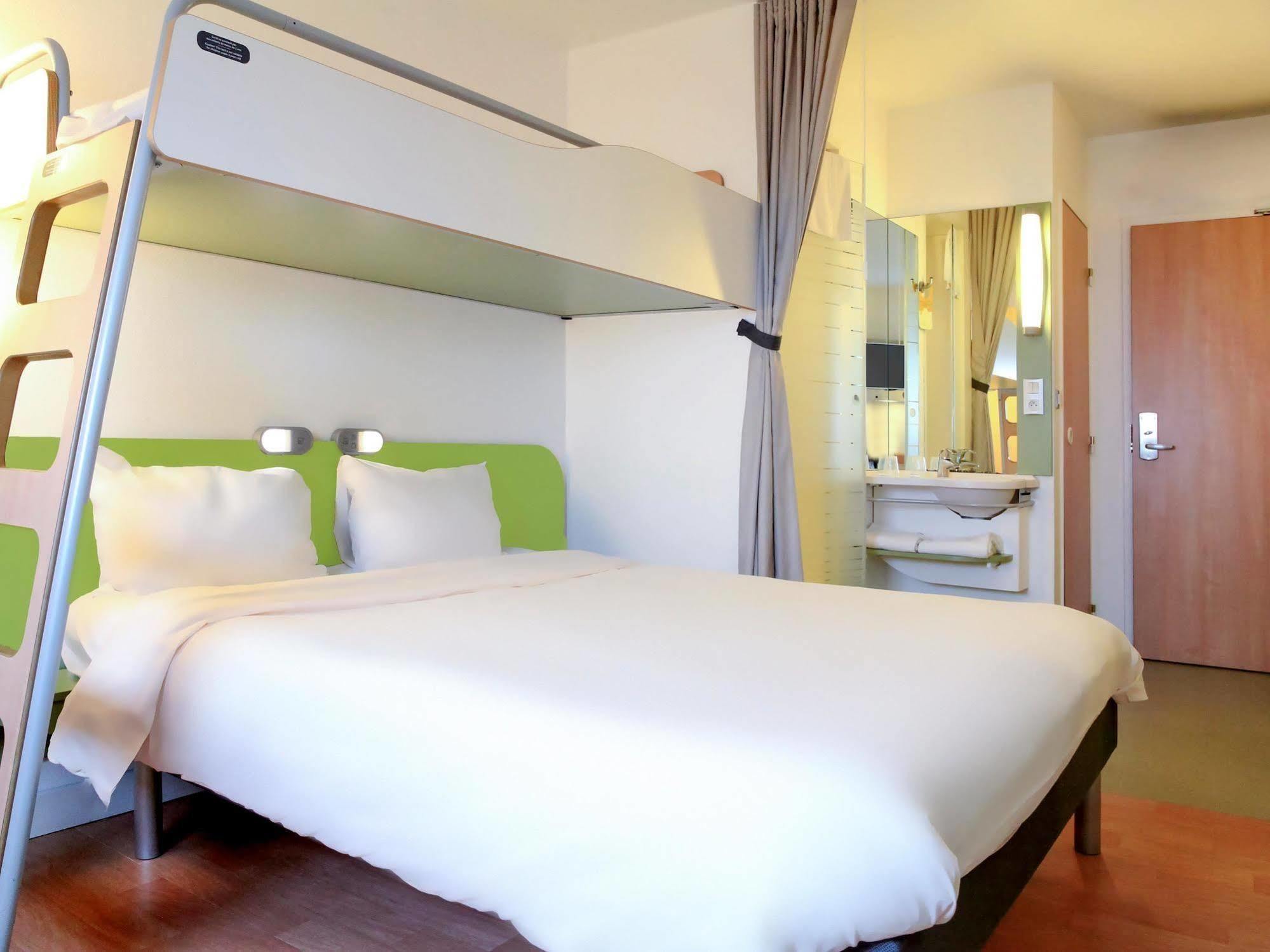 Ibis Budget Bayeux Hotel
