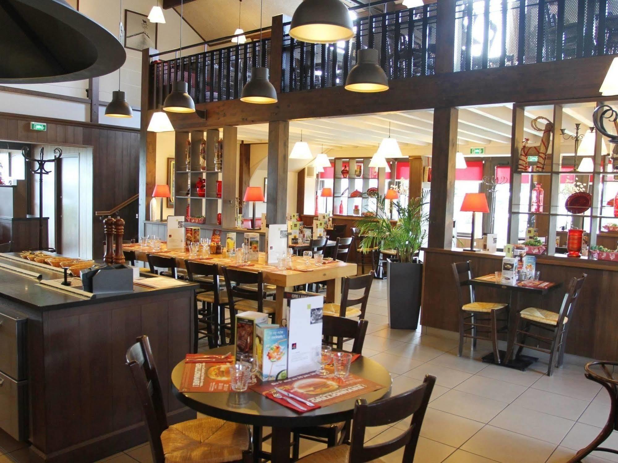 Ibis Budget Bayeux Hotel 2*